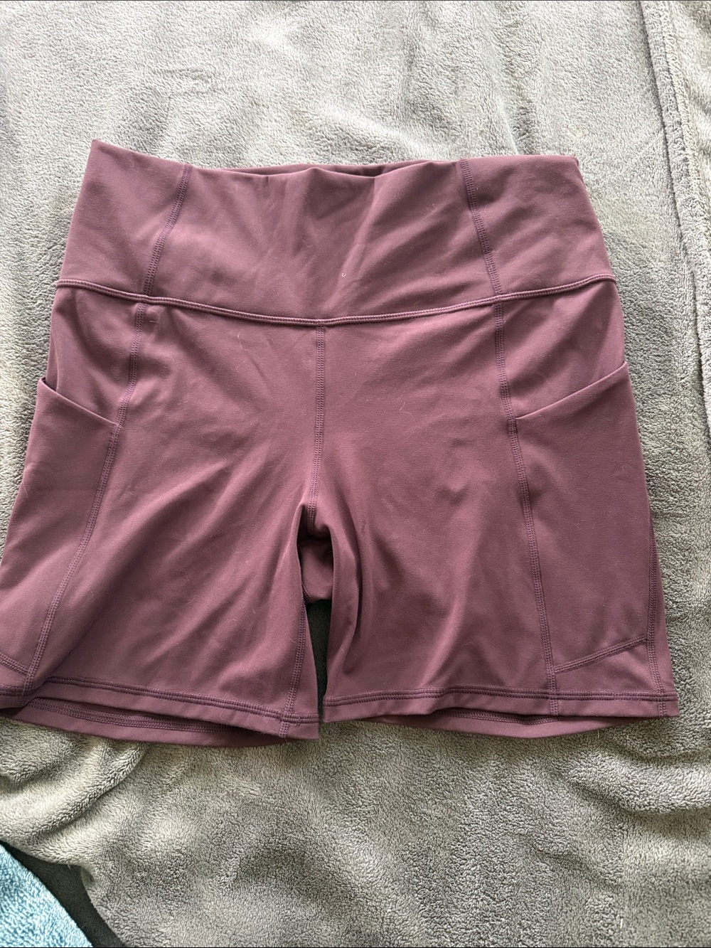 Fabletics High-Rise Mauve Athletic Bike Shorts with Side Pockets